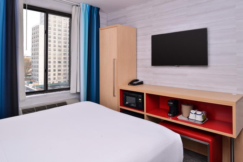 Red Lion Inn And Suites Brooklyn Nova Iorque Exterior foto