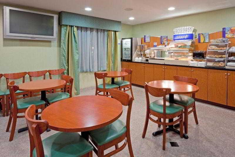 Red Lion Inn And Suites Brooklyn Nova Iorque Restaurante foto