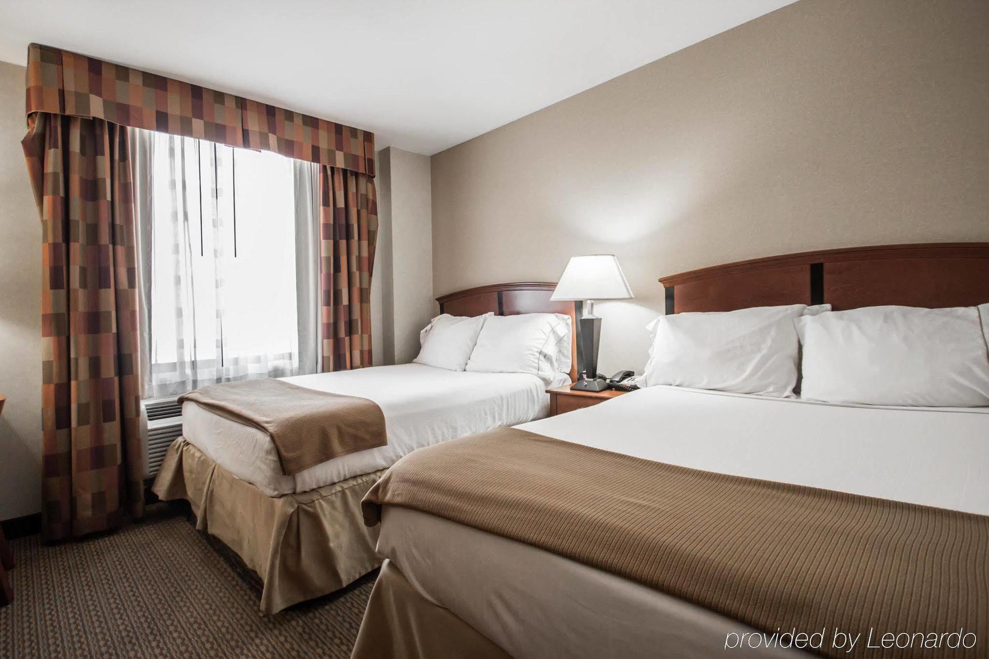 Red Lion Inn And Suites Brooklyn Nova Iorque Exterior foto