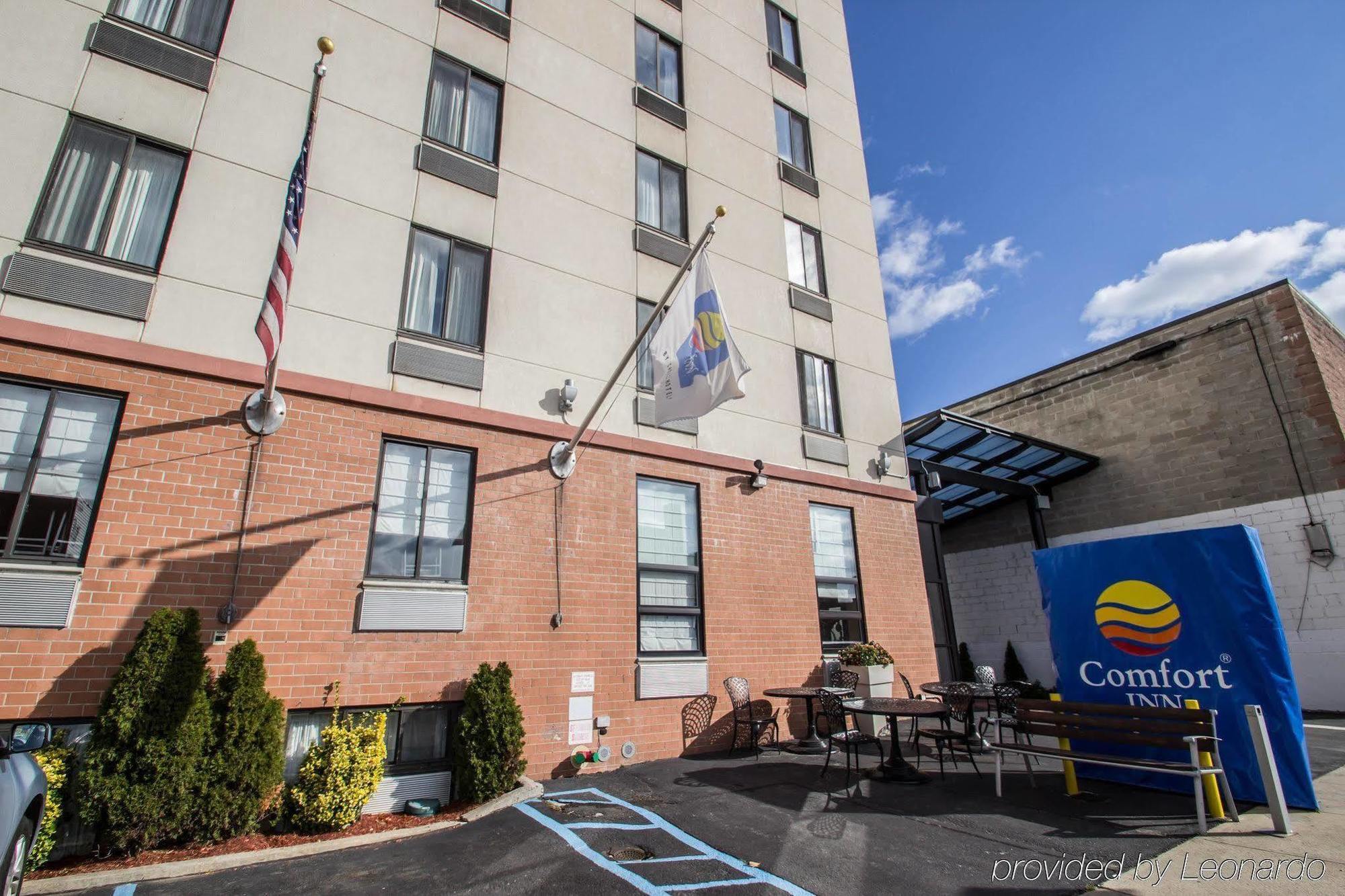 Red Lion Inn And Suites Brooklyn Nova Iorque Exterior foto