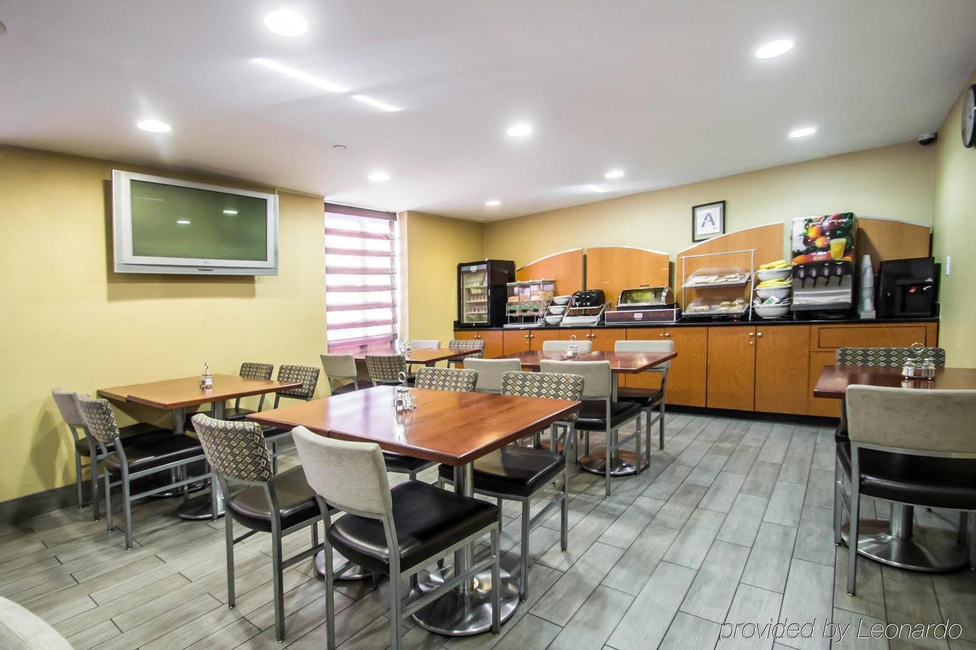 Red Lion Inn And Suites Brooklyn Nova Iorque Exterior foto